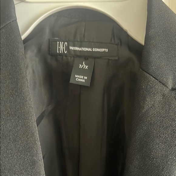 INC International Concepts Black Blazer with Classic Lapel - Picture 2 of 3